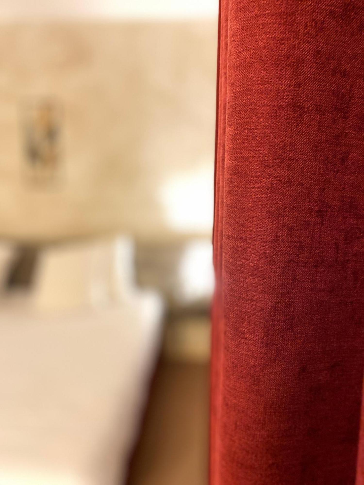 Logis Hotel Medieval, Montelimar Nord Rochemaure Экстерьер фото
