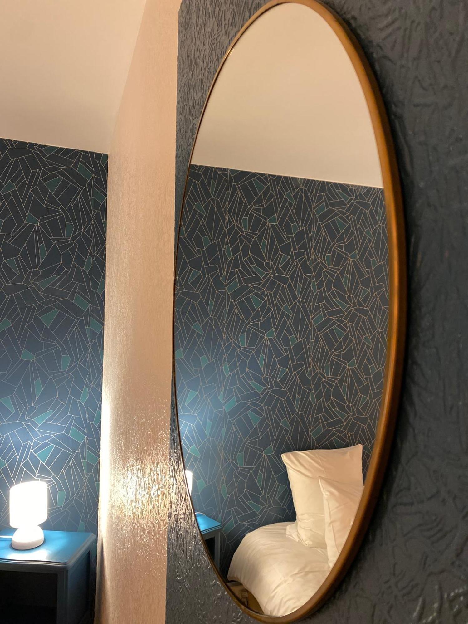 Logis Hotel Medieval, Montelimar Nord Rochemaure Экстерьер фото